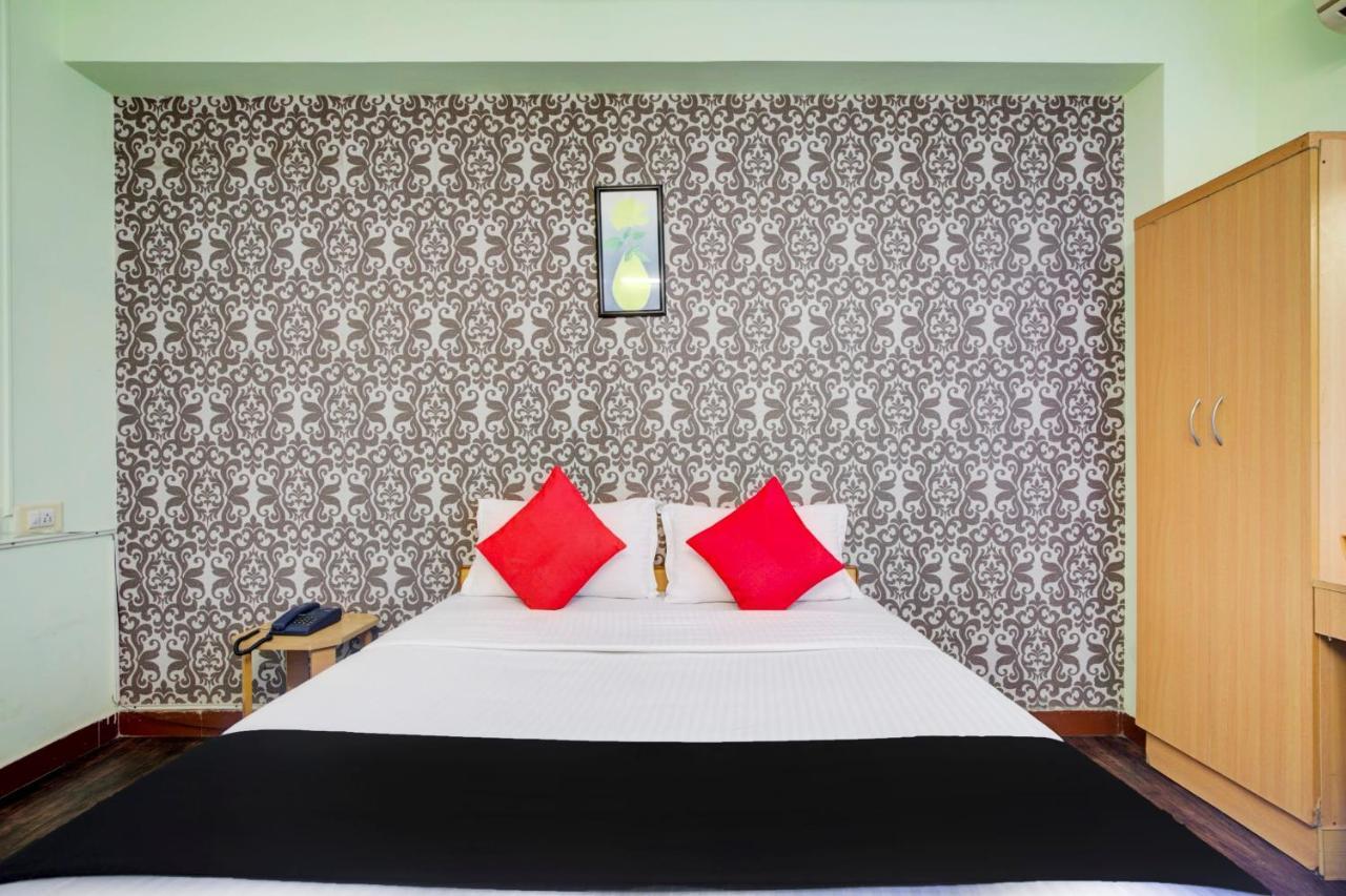 Hotel Oyo Flagship Amutha Residency Chennai Exterior foto