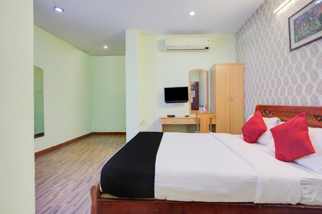 Hotel Oyo Flagship Amutha Residency Chennai Exterior foto