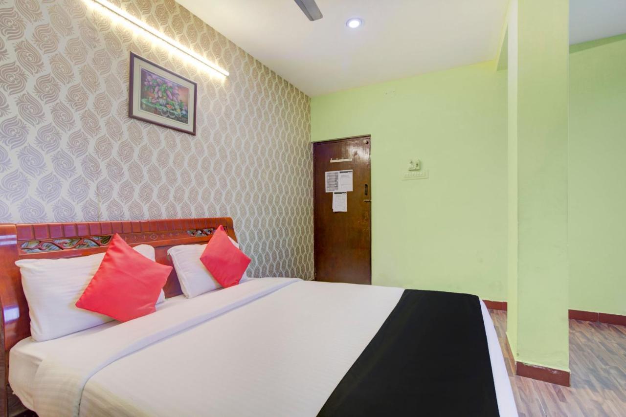 Hotel Oyo Flagship Amutha Residency Chennai Exterior foto